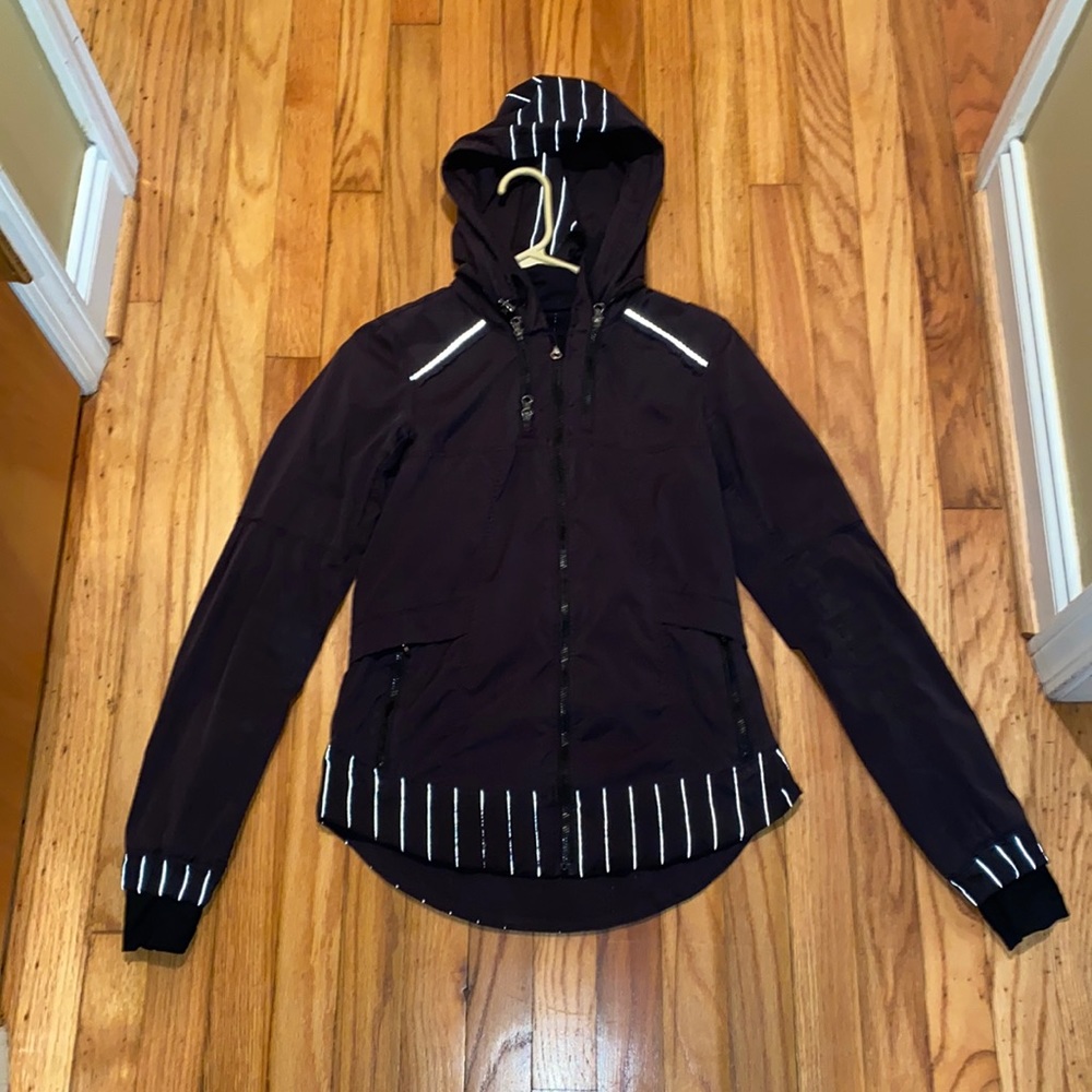 Black Lululemon Reflective Jacket